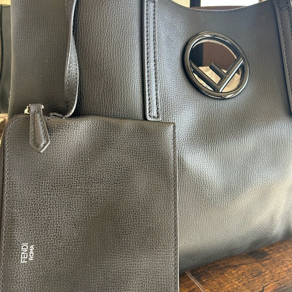 Fendi Black Textured Leather Tote - Picture 1 of 16